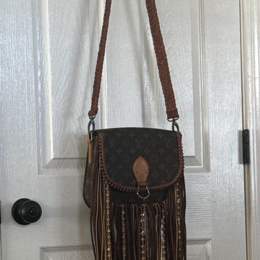 Fringe Louis Vuitton